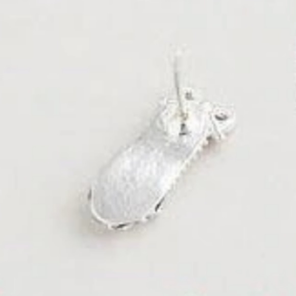 New ballerina shoe stud earrings - Picture 4 of 7